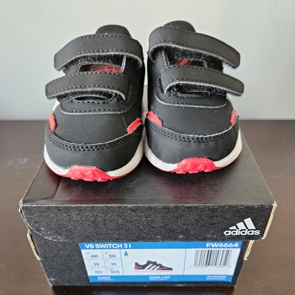 Brand new Adidas switch infant shoes - Picture 2 of 3